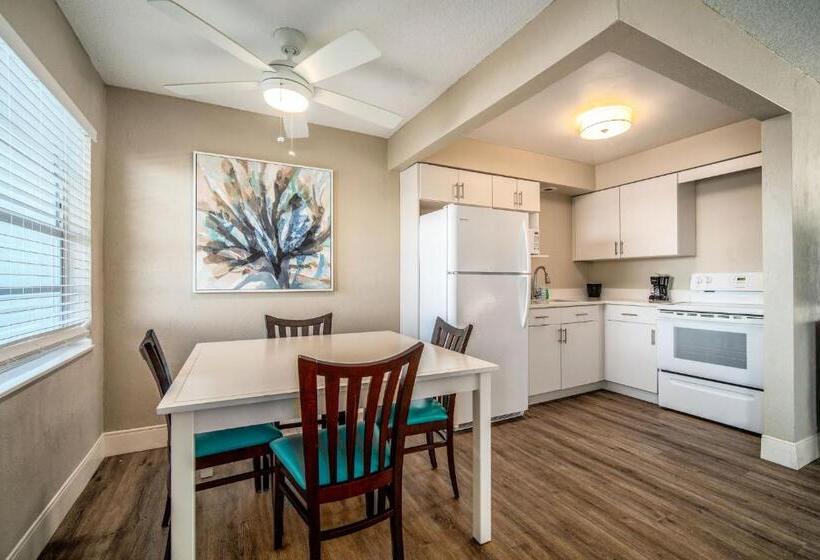 غرفة قياسية مطلّة علي البحر, Perry S Oceanedge Resort