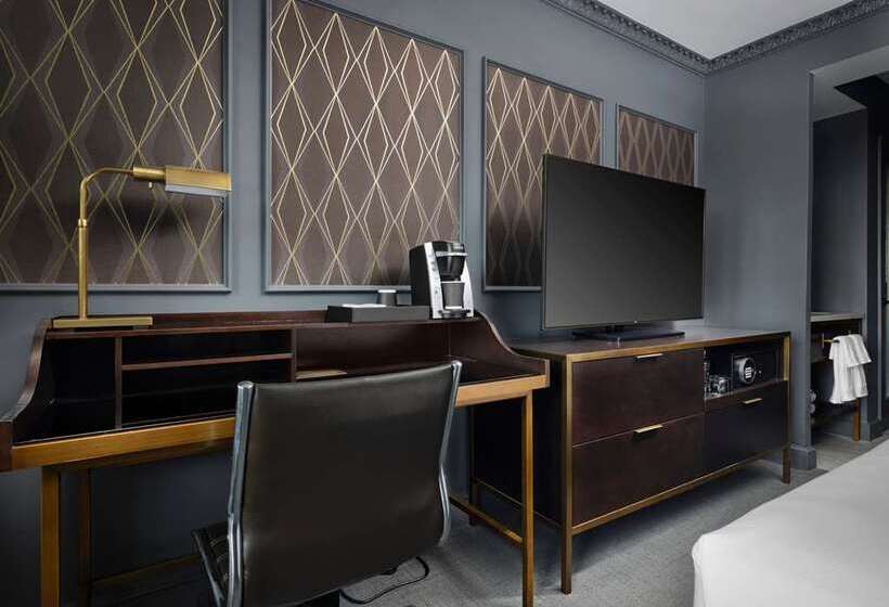 기본룸, Phillips Kansas City Curio Collection By Hilton