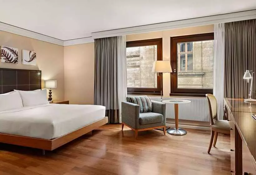 اتاق عادی, Phillips Kansas City Curio Collection By Hilton