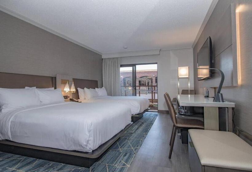 带2个双人床的标准工作室, Marriott Providence Downtown