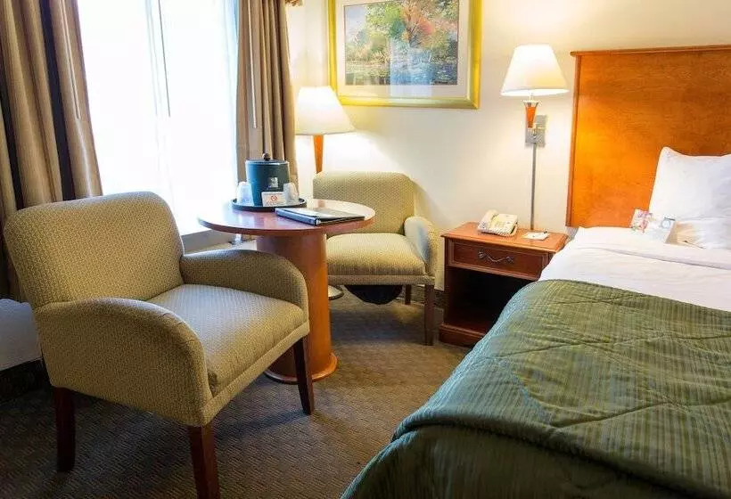 ２ダブルベッドのスタンダードルーム, Quality Inn Savannah Historic District