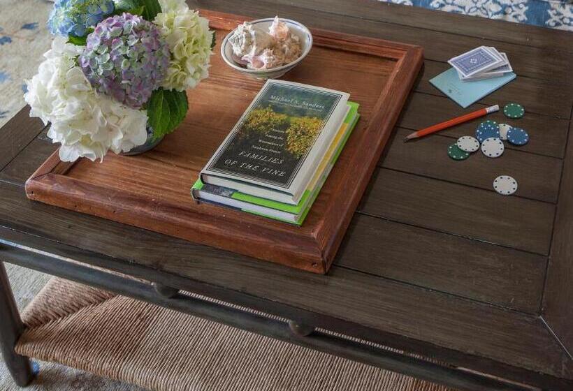 キングサイズベッドのスーペリアルーム, Shutters On The Beach