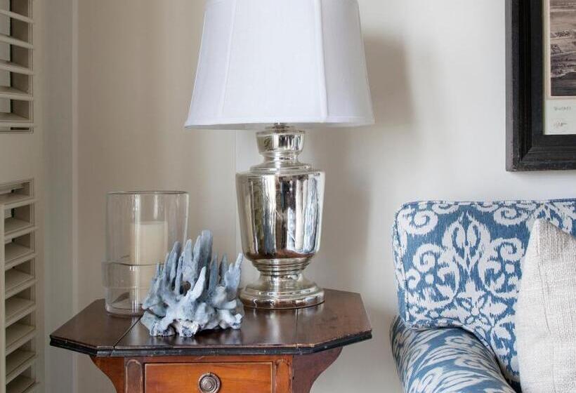 スイート, Shutters On The Beach