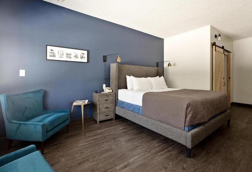 غرفة قياسية سرير كينج, Sideways Inn