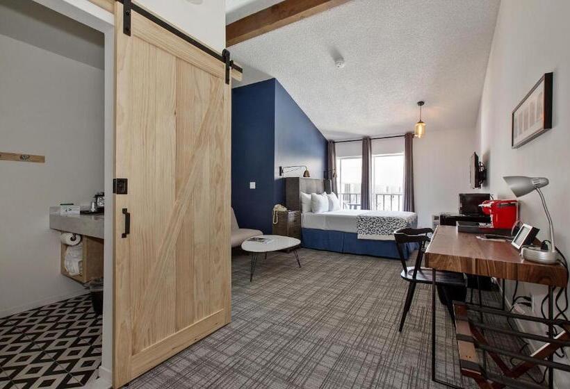 غرفة ديلوكس مزودة بشرفة, Sideways Inn