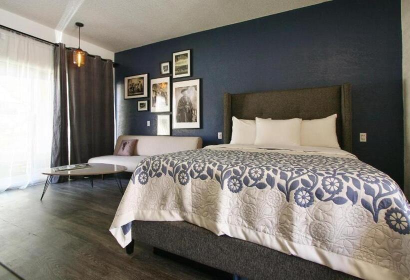 غرفة ديلوكس مزودة بشرفة, Sideways Inn