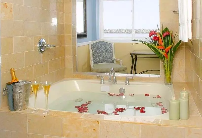 اتاق استاندارد با تخت بزرگ, Portofino Hotel & Marina