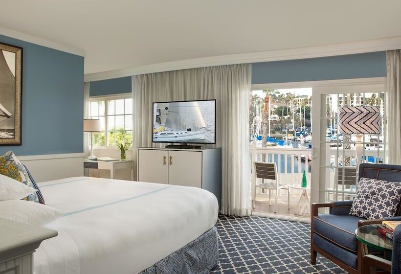 غرفة قياسية سرير كينج, Portofino Hotel & Marina