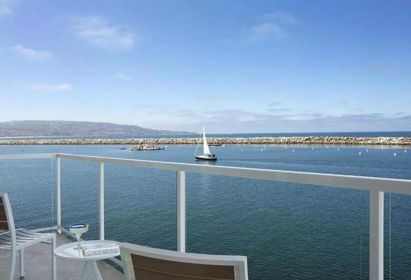 اتاق لوکس با تخت بزرگ, Portofino Hotel & Marina