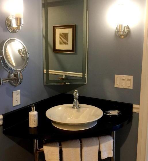 غرفة ديلوكس سرير كينج, Portofino Hotel & Marina