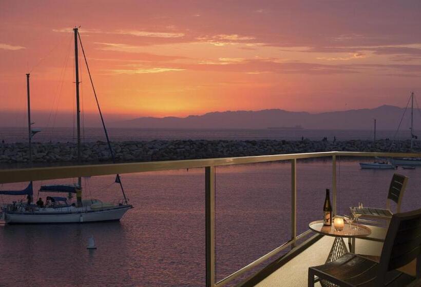 غرفة بريميوم مطلّة علي البحر, Portofino Hotel & Marina