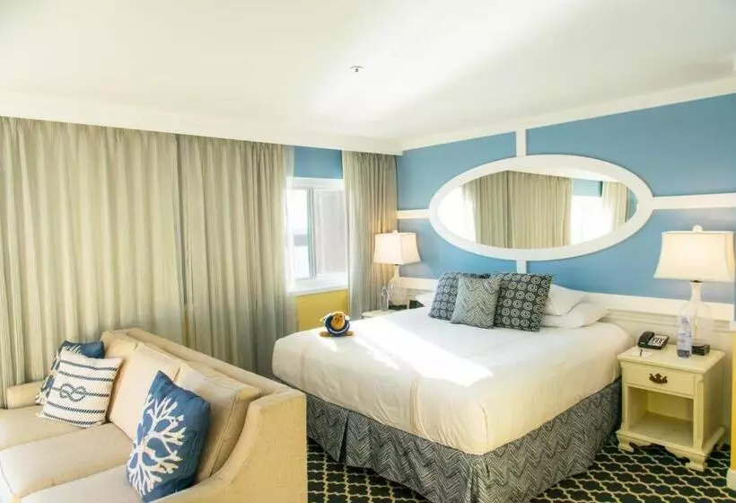 استودیوی استاندارد با چشم‌انداز دریا, Portofino Hotel & Marina