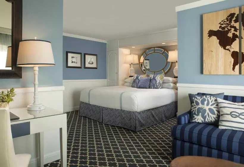 استودیوی استاندارد با چشم‌انداز دریا, Portofino Hotel & Marina