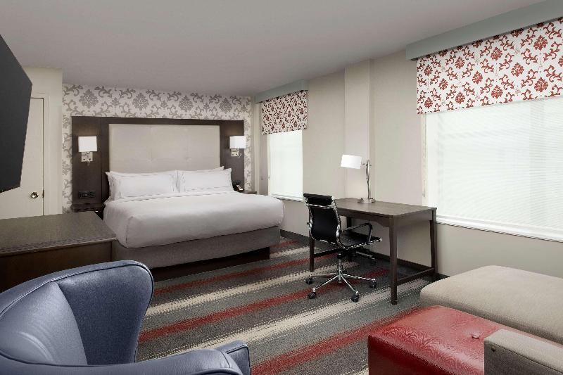 Номер Deluxe Кровать Кинг, West End Washington Dc, Tapestry Collection By Hilton