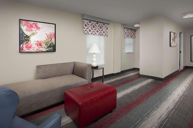 Люкс Кровать Кинг, West End Washington Dc, Tapestry Collection By Hilton