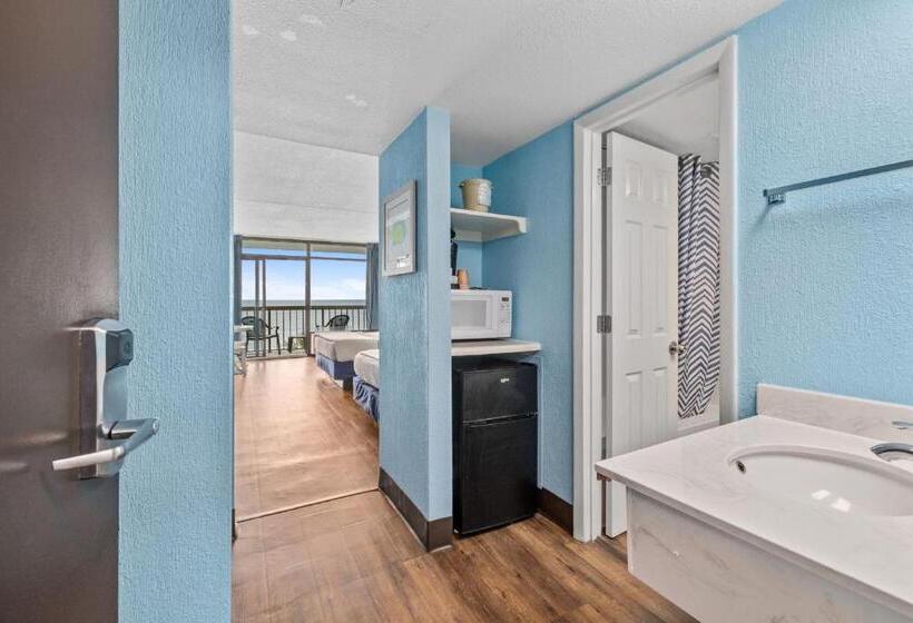 غرفة قياسية مطلّة علي البحر, North Shore Oceanfront Resort Hotel With Waterpark