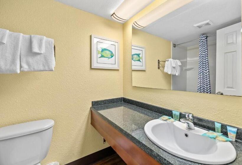 غرفة ديلوكس مطلّة علي البحر, North Shore Oceanfront Resort Hotel With Waterpark