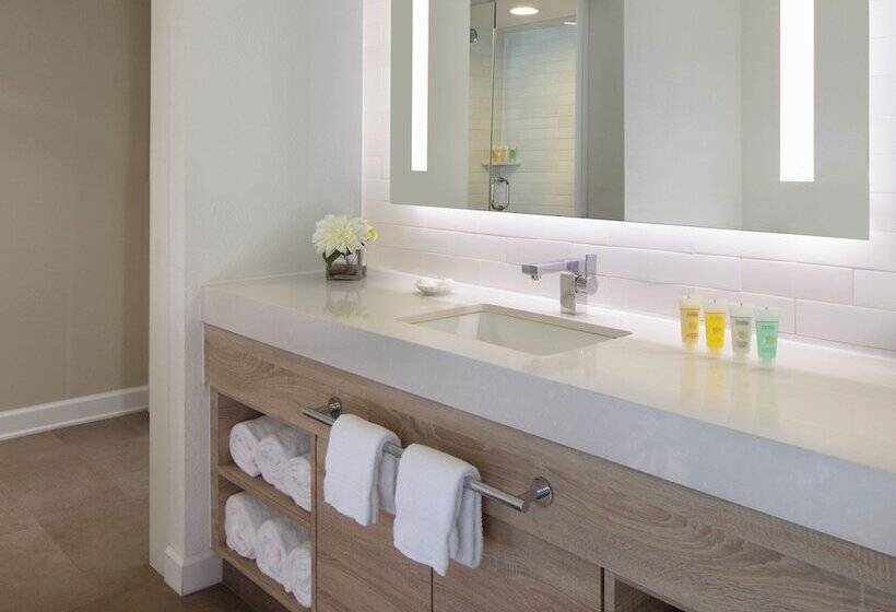 غرفة قياسية سرير كينج, Pelican Cove Resort & Marina