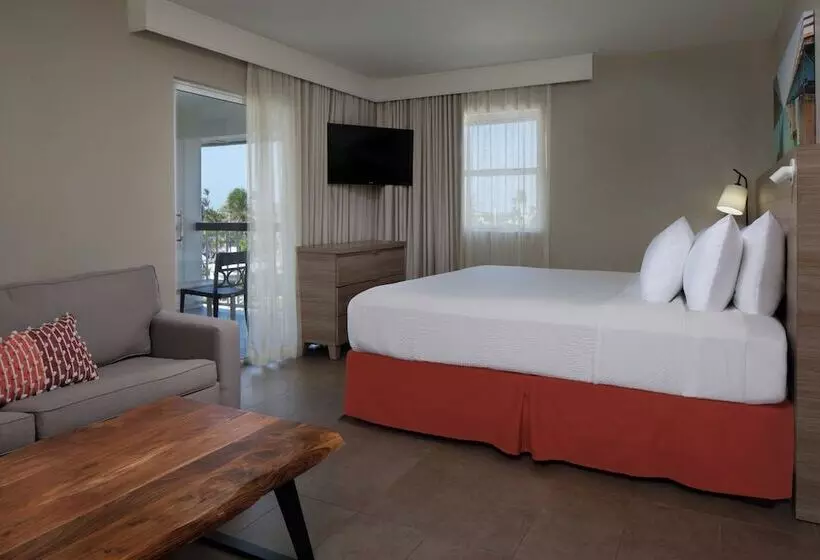 キングサイズベッドのスタンダードルーム, Pelican Cove Resort & Marina
