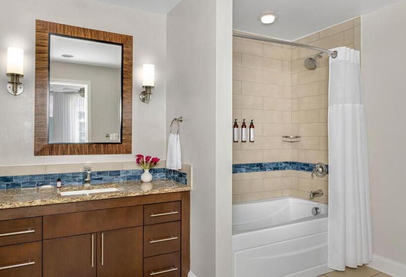 ‫فيلا 3 غرف نوم مطلة علي حمام السباحة, Marriott's Crystal Shores