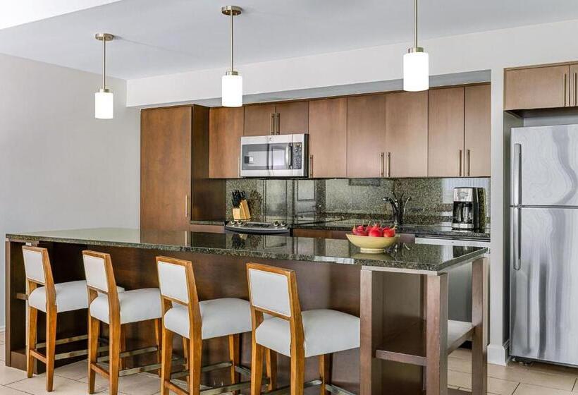 ‫فيلا 3 غرف نوم مطلة علي حمام السباحة, Marriott's Crystal Shores