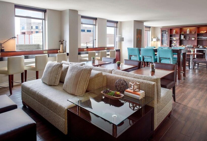 חדר סטנדרט שתי מיטות זוגיות, Augusta Marriott At The Convention Center