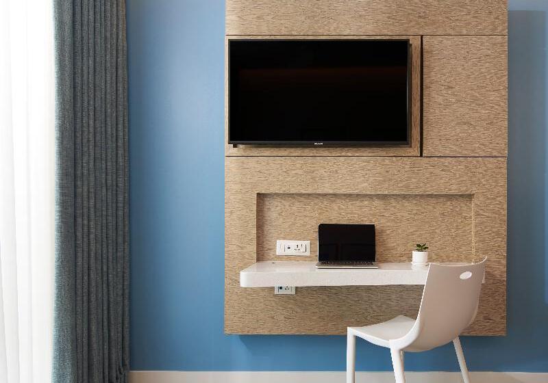 جناح سرير كينج, Embassy Suites By Hilton West Palm Beach Central