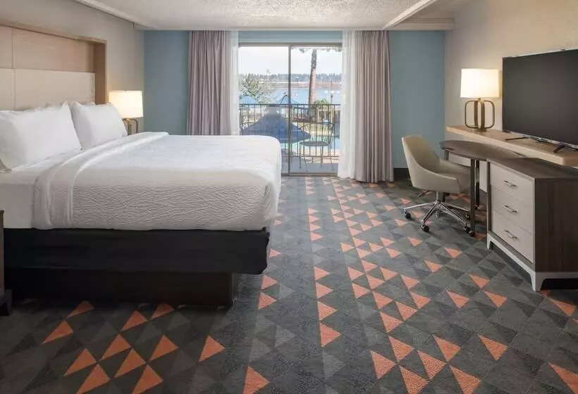 スイート, Holiday Inn Portland   Columbia Riverfront By Ihg
