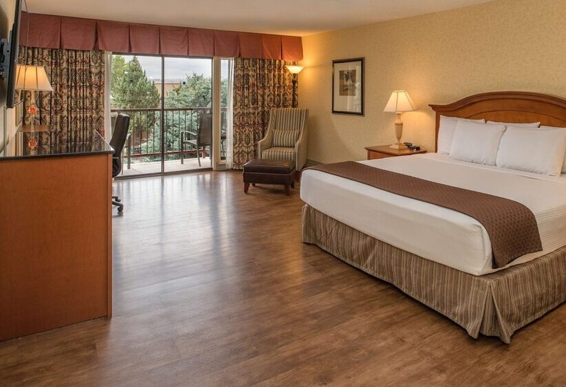 جناح عائلي, Red Lion Hotel Pasco Airport & Conference Center