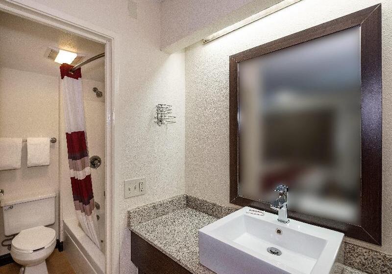 اتاق لوکس, Red Roof Inn Toledo Maumee