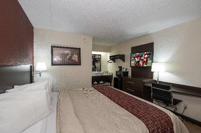 اتاق لوکس با تخت بزرگ, Red Roof Inn Toledo Maumee