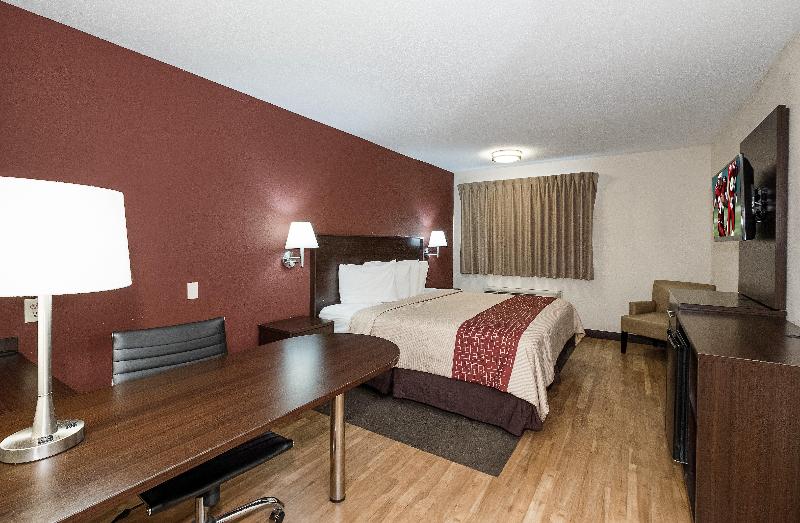 اتاق لوکس با تخت بزرگ, Red Roof Inn Toledo Maumee