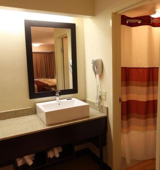 غرفة سوبيريور سرير كينج, Red Roof Inn Plus+ Washington Dc   Alexandria