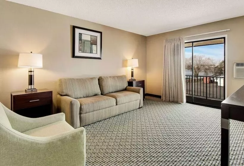 身障者適用スイートルーム, Rodeway Inn & Suites Portland   Jantzen Beach