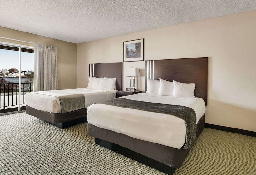 Люкс Адаптированный для Инвалидов, Rodeway Inn & Suites Portland   Jantzen Beach