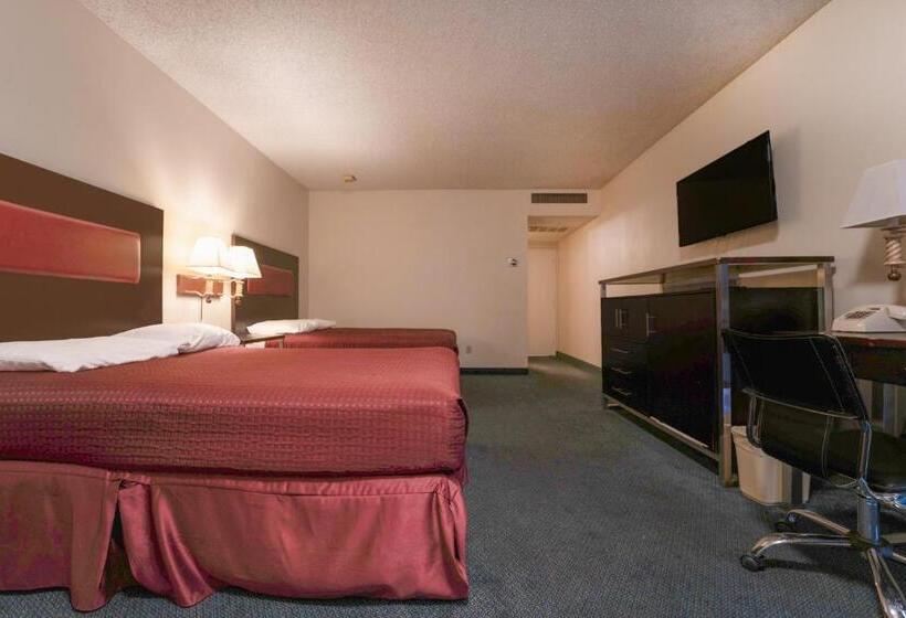 Номер Стандарт 2 Двуспальные Кровати, Royal Plaza Inn