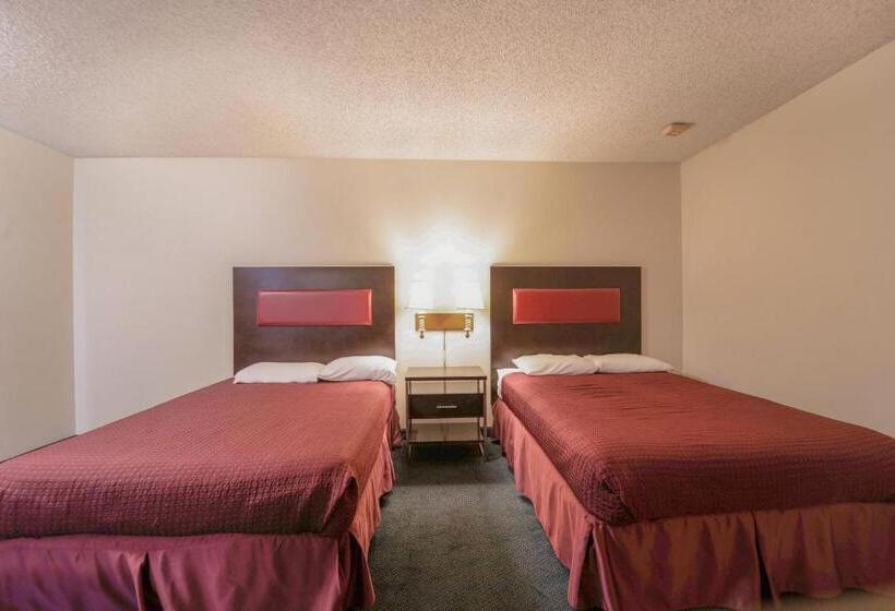 غرفة قياسية لذوى الاحتياجات الخاصة, Royal Plaza Inn