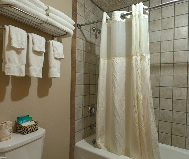 침실 1개 아파트, Rustic Inn