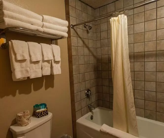 Apartamento 2 Quartos, Rustic Inn