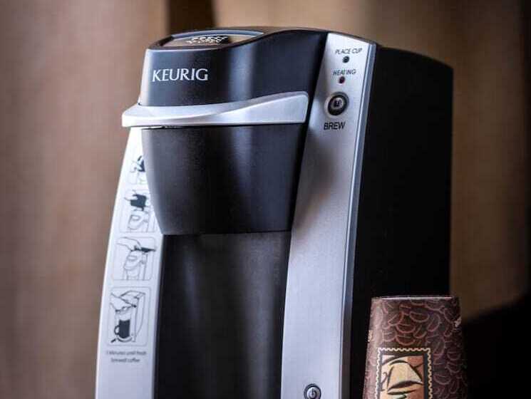 商务房间, Shattuck Plaza