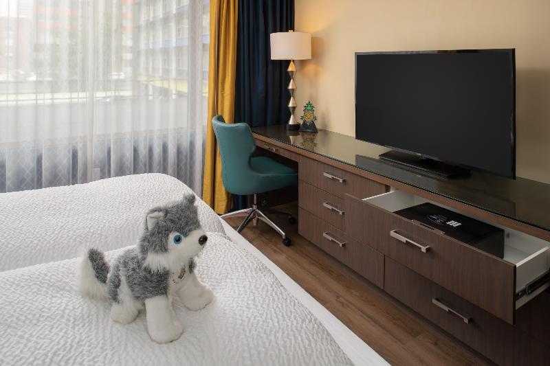 اتاق استاندارد با تخت بزرگ, Staypineapple, Hotel Rose, Downtown Portland