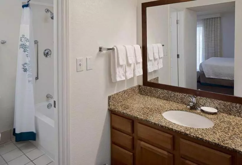 Ullakkosviitti, Residence Inn Richmond West End