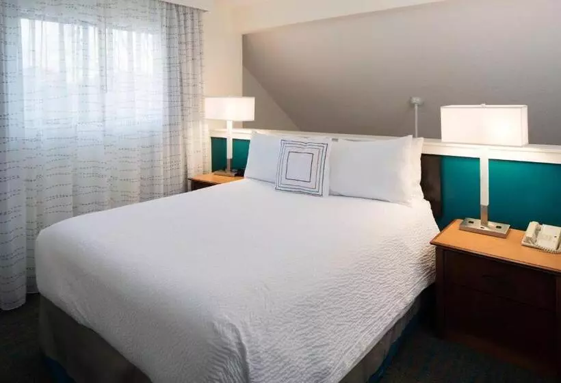 Ullakkosviitti, Residence Inn Richmond West End