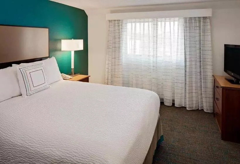 Ullakkosviitti, Residence Inn Richmond West End