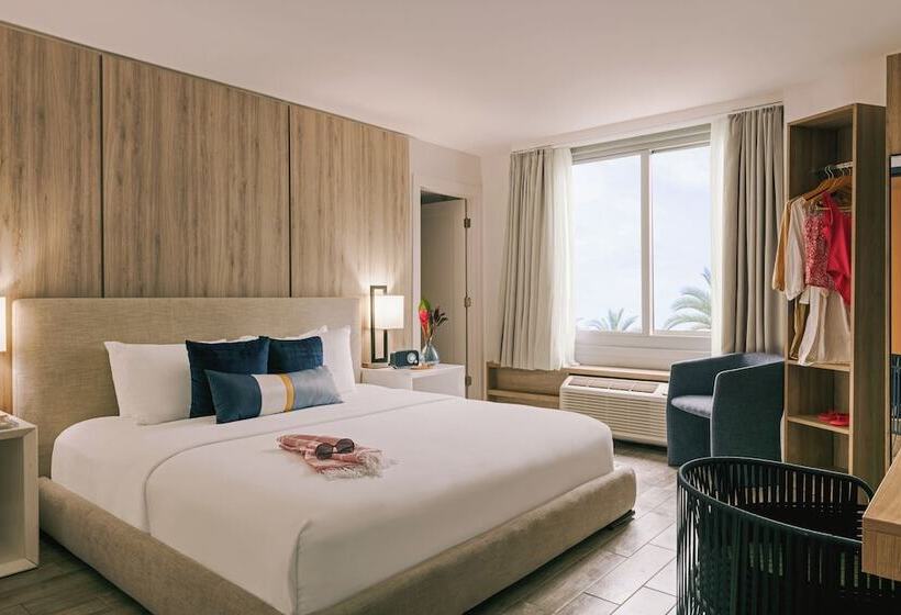 غرفة سوبيريور, The Hillsboro Powered By Sonder