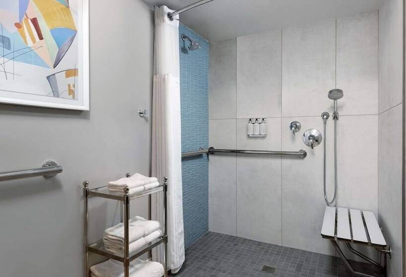 身障者適用ダブルベッド付きスタンダードルーム, San Diego Mission Bay Resort