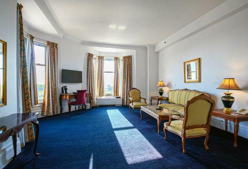 스위트, Congress Plaza Hotel Chicago