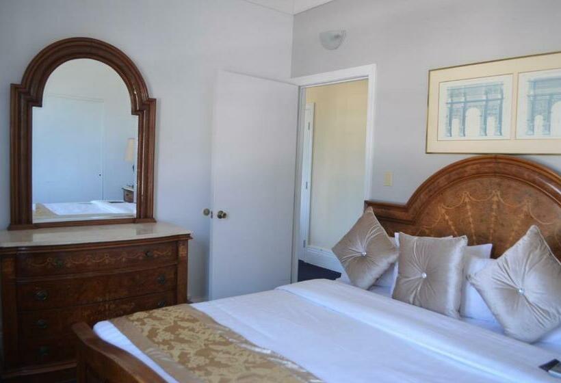 패밀리 스위트, Congress Plaza Hotel Chicago