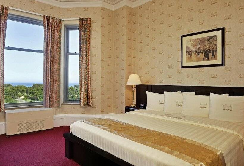스탠다드 룸 더블 침대, Congress Plaza Hotel Chicago