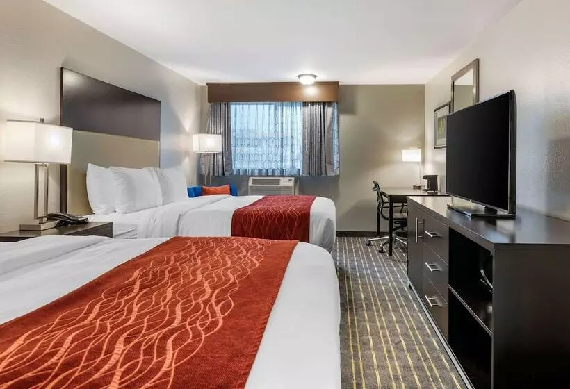 اتاق لوکس, Comfort Inn & Suites Tigard Near Washington Square